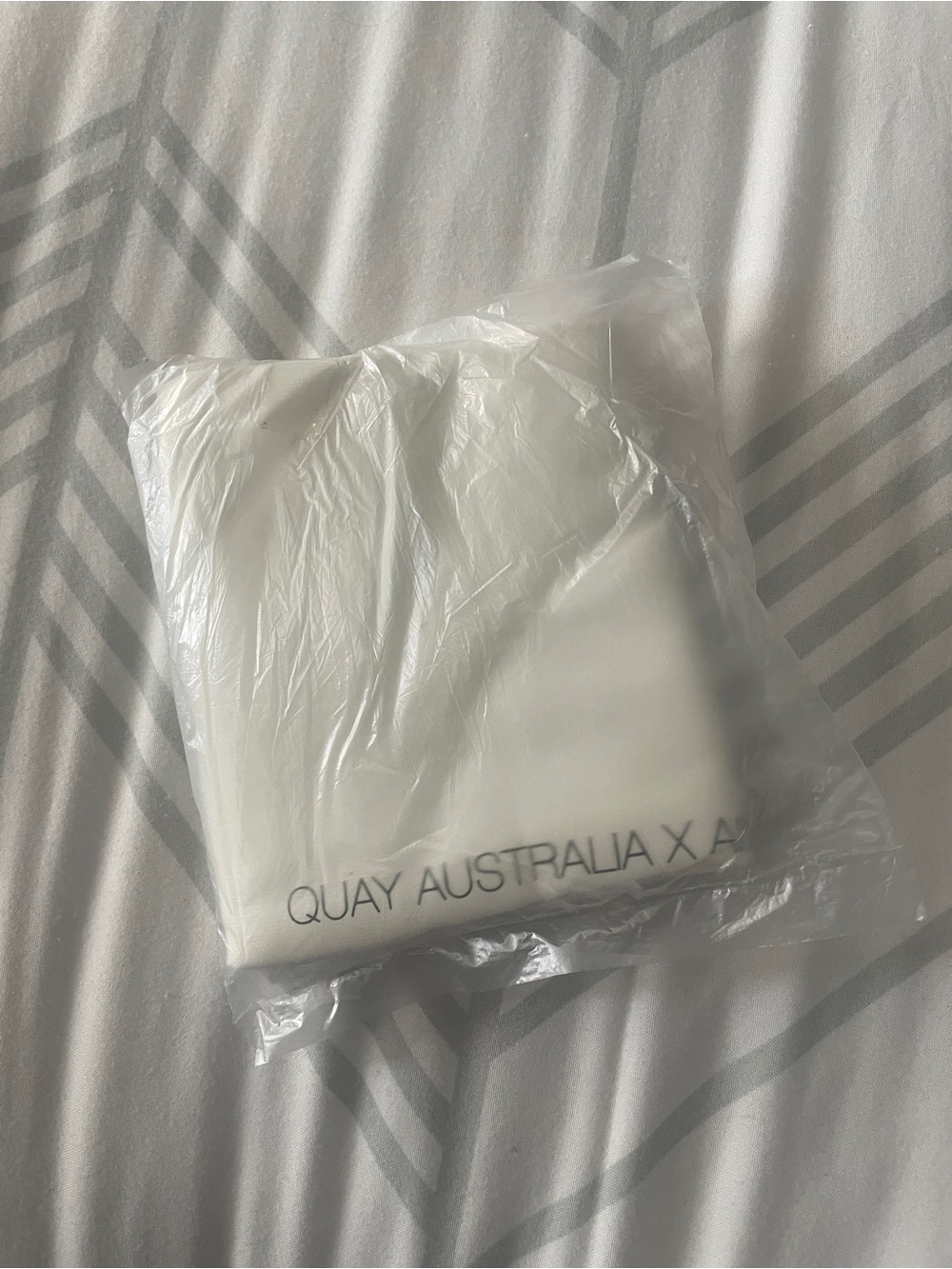 Quay Australia x Amanda Sunglass Pouch